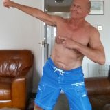 Avatar of user named "howt"