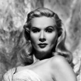 Avatar of user named "Irene40mom"